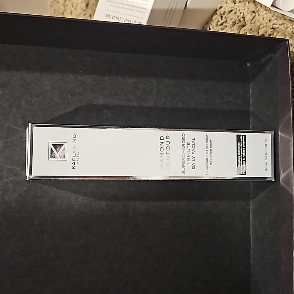 Kaplan MD Diamond Contour facial - Picture 2 of 11